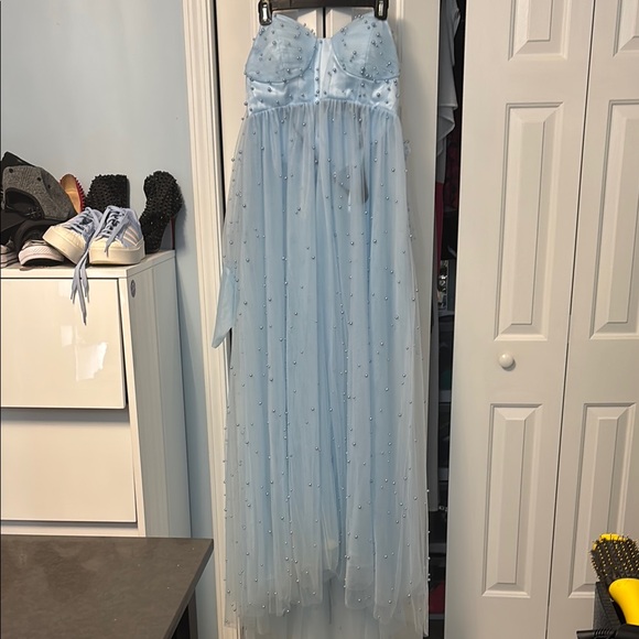 Maternity Photos Light Blue Strapless Dress with Pearl Embellishments Corset tie - Picture 2 of 8